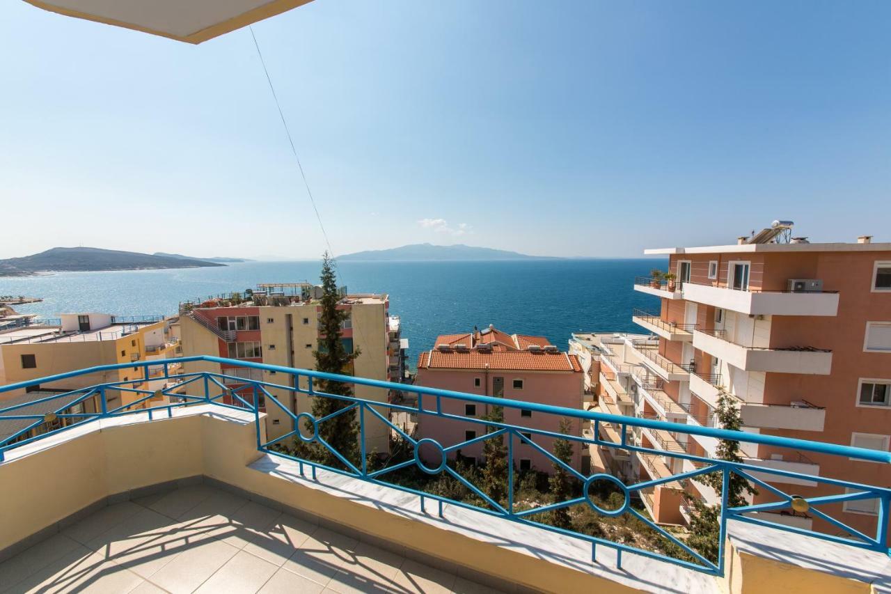 Blue Heaven Hotel Sarandë エクステリア 写真