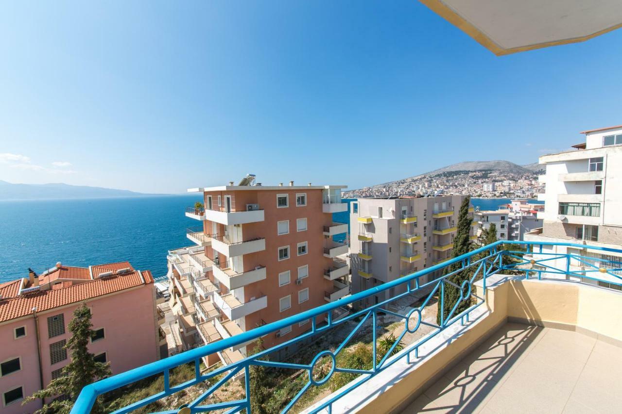 Blue Heaven Hotel Sarandë エクステリア 写真